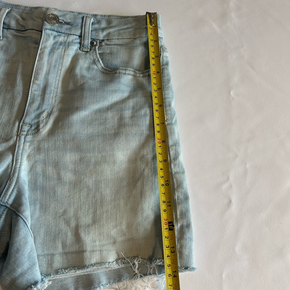 American Eagle curvy High-Rise shortie denim shorts light wash Size6 distressed - Picture 8 of 13
